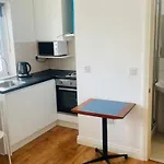 Studio Apartment Near Airport